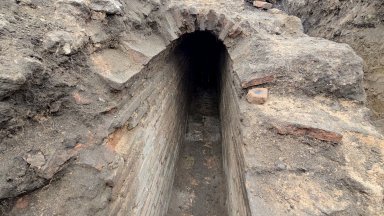 Археолози откриха част от подземната инфраструктура на римските терми в Рациария край видинското с. Арчар
