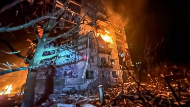 Младо момиче загина, десетки са ранени при руска ракетна атака в Харковска област