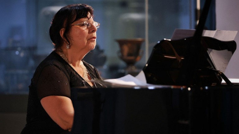 Напусна ни проф. Благовеста Константинова