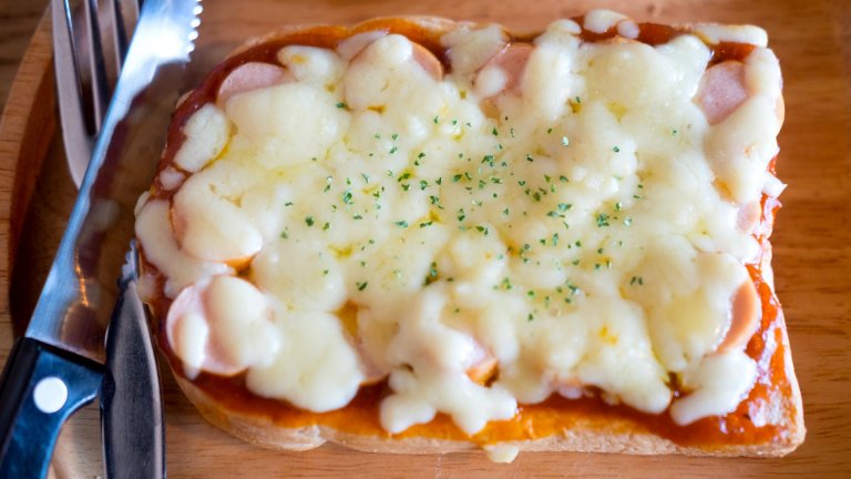 Набързо: Пица сандвичи за десет минути