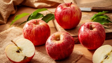 Защо пресните ябълки в магазина невинаги са толкова пресни, колкото изглеждат