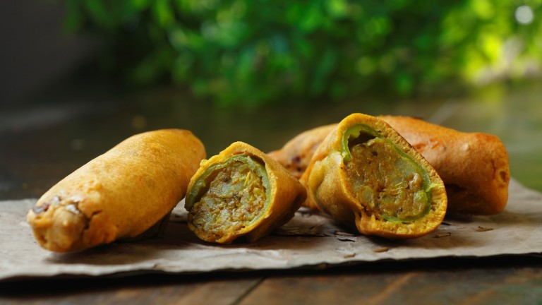 Стъпка по стъпка: Как да си приготвим апетитните чушлета мирчи баджи