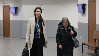 Съдът оправда Лена Бориславова за "Коралгейт"