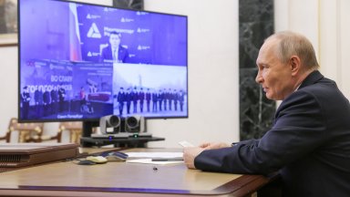 Путин даде старт на полагане на кила на атомния ледоразбивач "Сталинград" (видео)