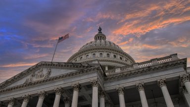 Американската Камара на представителите прие единодушно отваряне на досиетата "Епстийн"