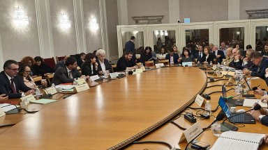 Финансовата комисия одобри на първо четене Бюджет 2026