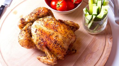 Печи и не му мисли: Пиле на сол