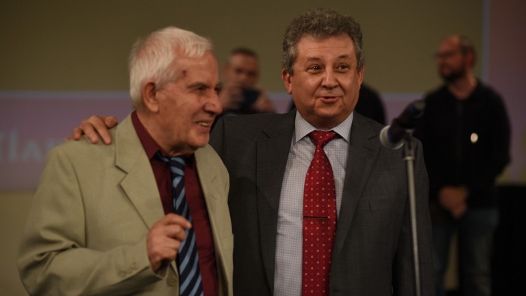 Успех за "Социално силните" - филмът, който разказва историите на българи, покорили света