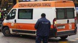 Двама загинали и четирима ранени при тежка катастрофа край Радомир