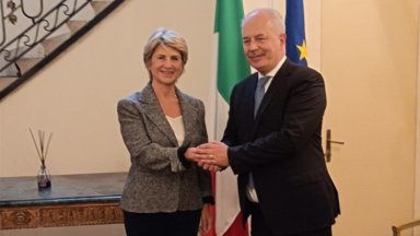 Преди Зимните олимпийски игри: Лечева се срещна с италианския посланик