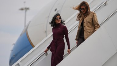 Мелания и Уша - първите дами и модни икони се отправиха на общо пътуване (снимки/видео)