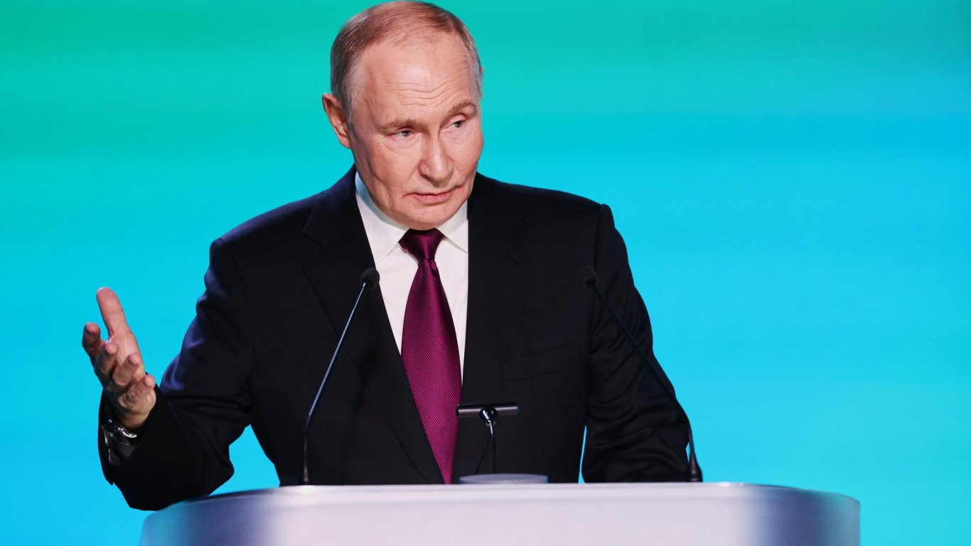 Путин: Русия ще овладее Донбас и Новорусия – с война или по друг начин