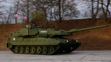 Германия показа "най-добрият" танк Leopard 2, сглобяван някога