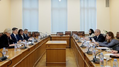 Караджов иска пълната концесионна такса за софийското летище от догодина 