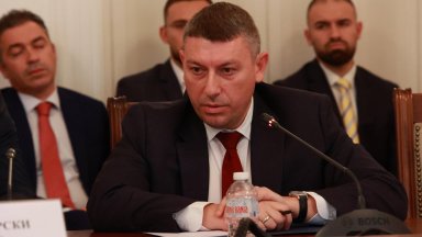 Номинираният за шеф на ДАНС: Извън служебните си отношения не се срещам с политици