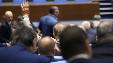 Депутатите приеха промени в ДДС за малките предприятия