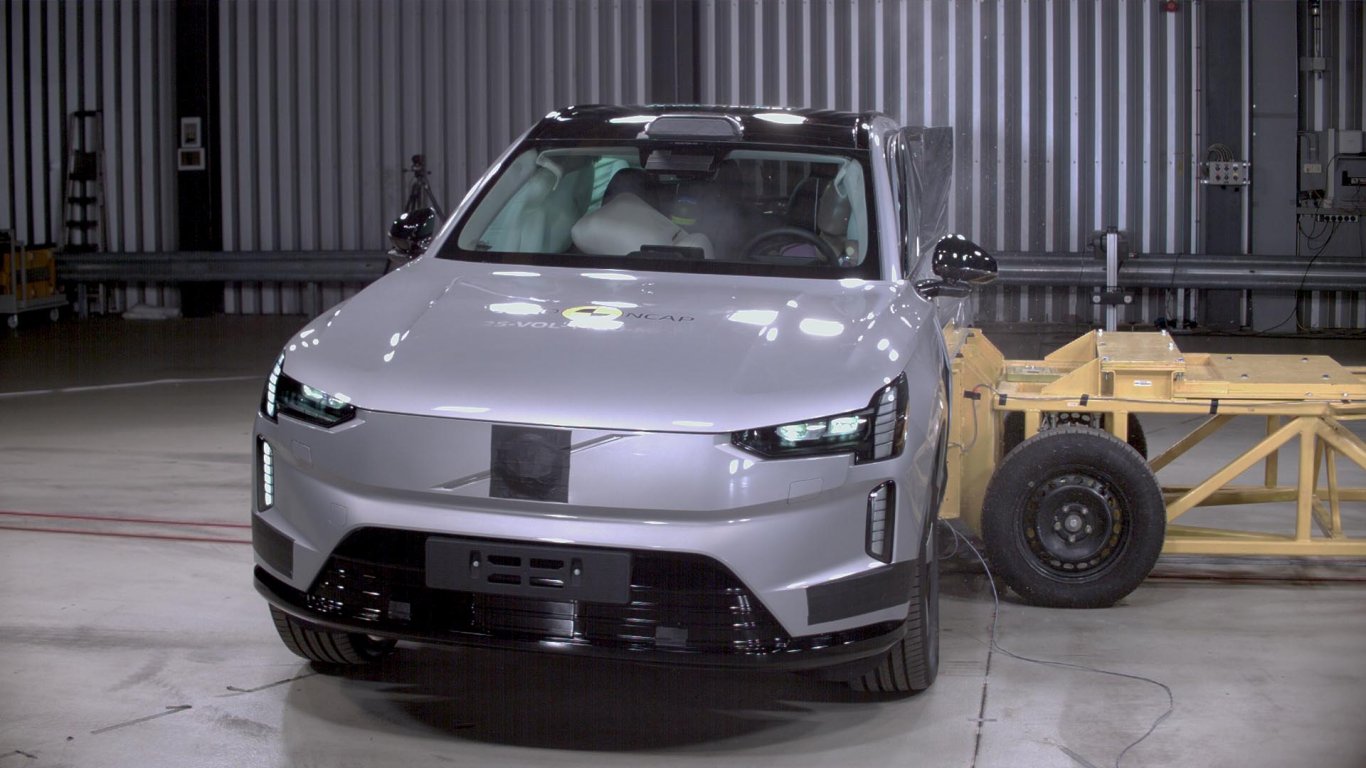 Volvo EX90 получи 5 звезди в тестовете за безопасност на Euro NCAP
