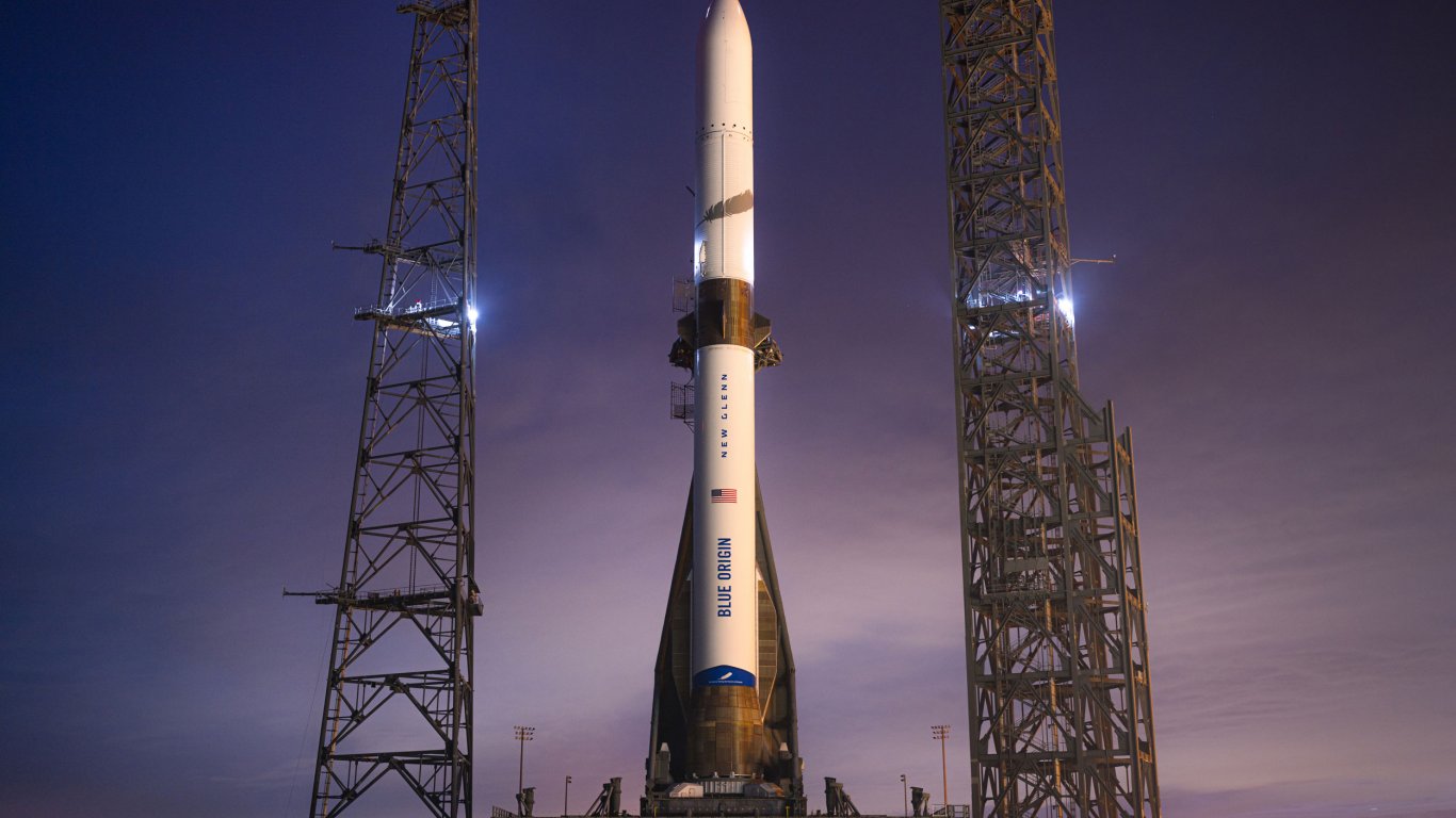 Неуспех на ракета New Glenn на Blue Origin повдига въпроси за лунната програма на НАСА