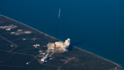 Blue Origin ще построи унищожената си ракетна площадка с подобрения