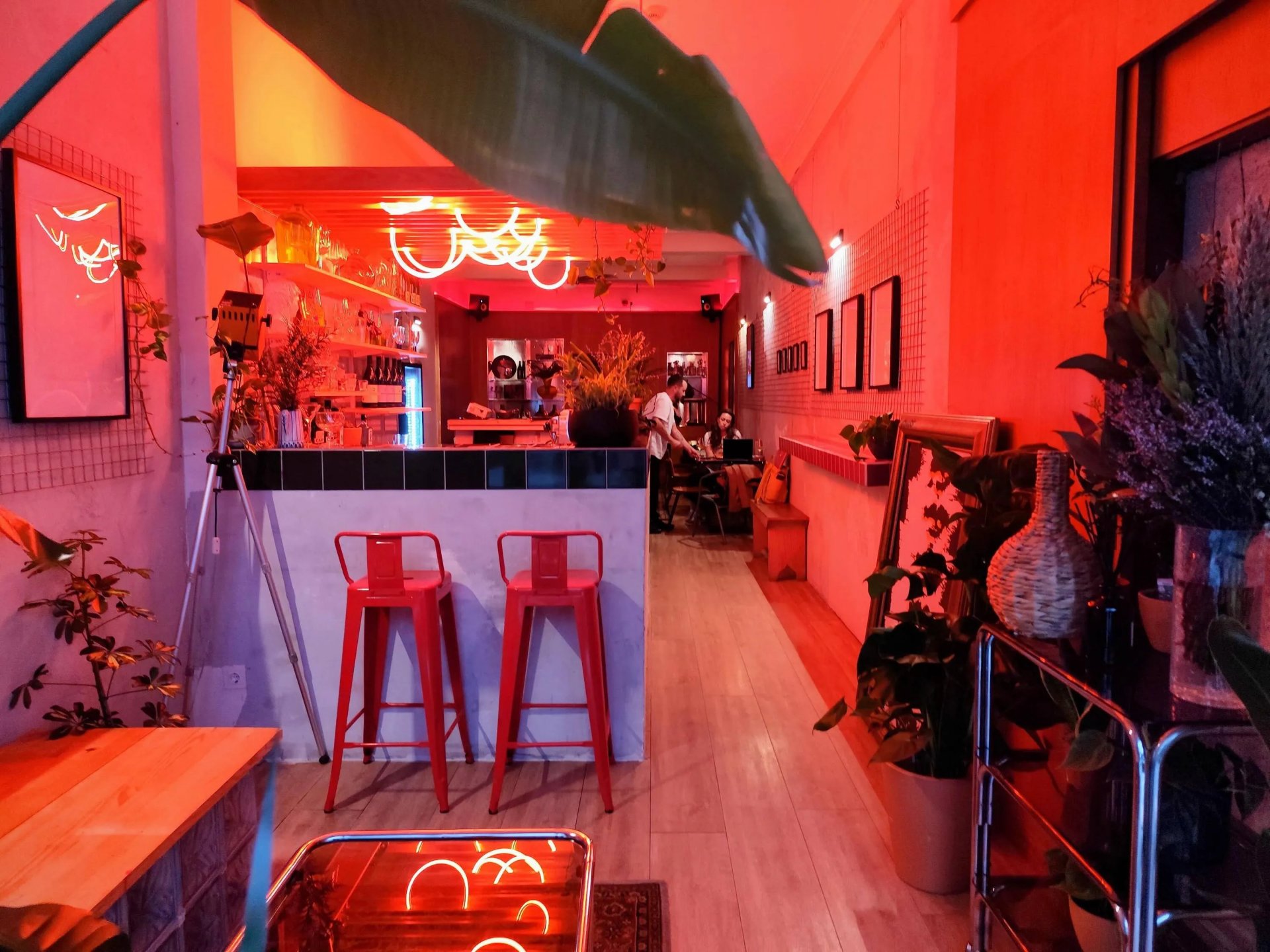 Легендарни ресторанти като Conga, са много обичани заради своите бифани (сандвичи със свинско) 