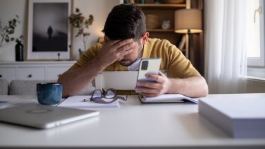 Meta е укрила доказателства, че Facebook вреди на психиката