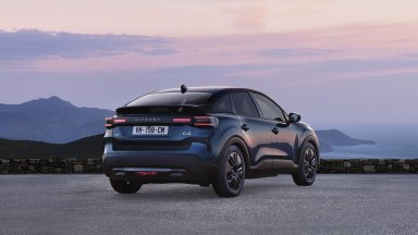 Citroen ограничава използването на хром в новите модели C4 и C4 X