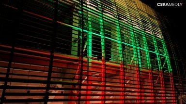 Втори тест на осветлението: "Армията" грее в цветовете на трибагреника (Видео)