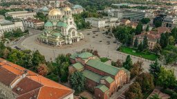 От 1 декември НС няма да използва зоната за охрана на площад "Св. Александър Невски"
