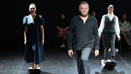 "Тела на властта" – най-новата провокация от Ива Свещарова и Вили Прагер
