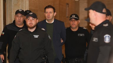 Съдът пусна под домашен арест бившия зам.-кмет на София Никола Барбутов (снимки)