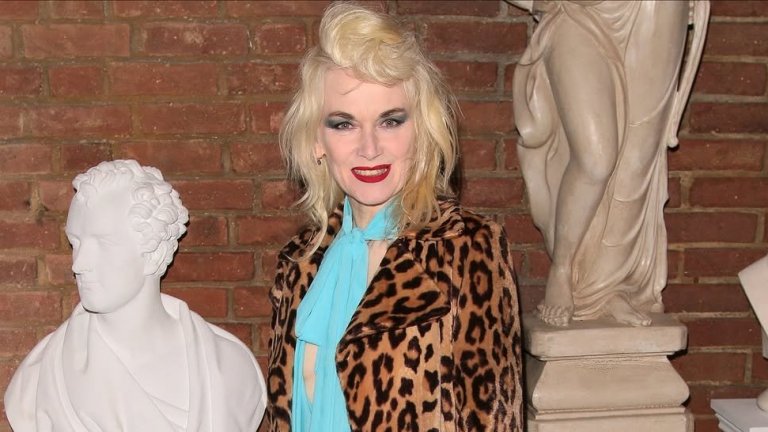 Почина модната дизайнерка Пам Хог, обличала звезди като Бионсе, Кейт Мос и Лейди Гага