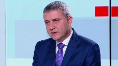 Горанов: Борисов успокои страстите, но няма да прекрачва червени линии на партньорите
