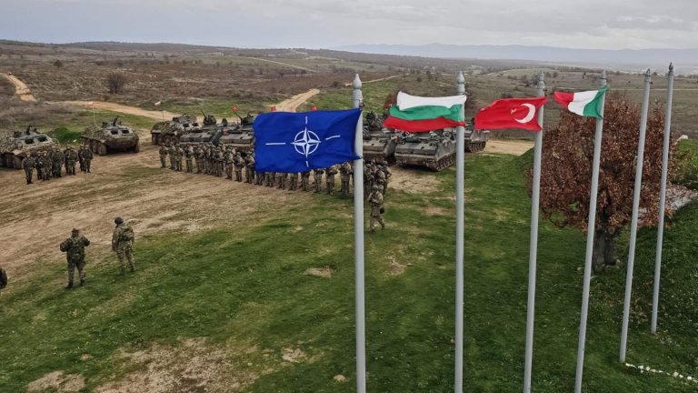 НАТО повишава готовността на противоракетната си отбрана