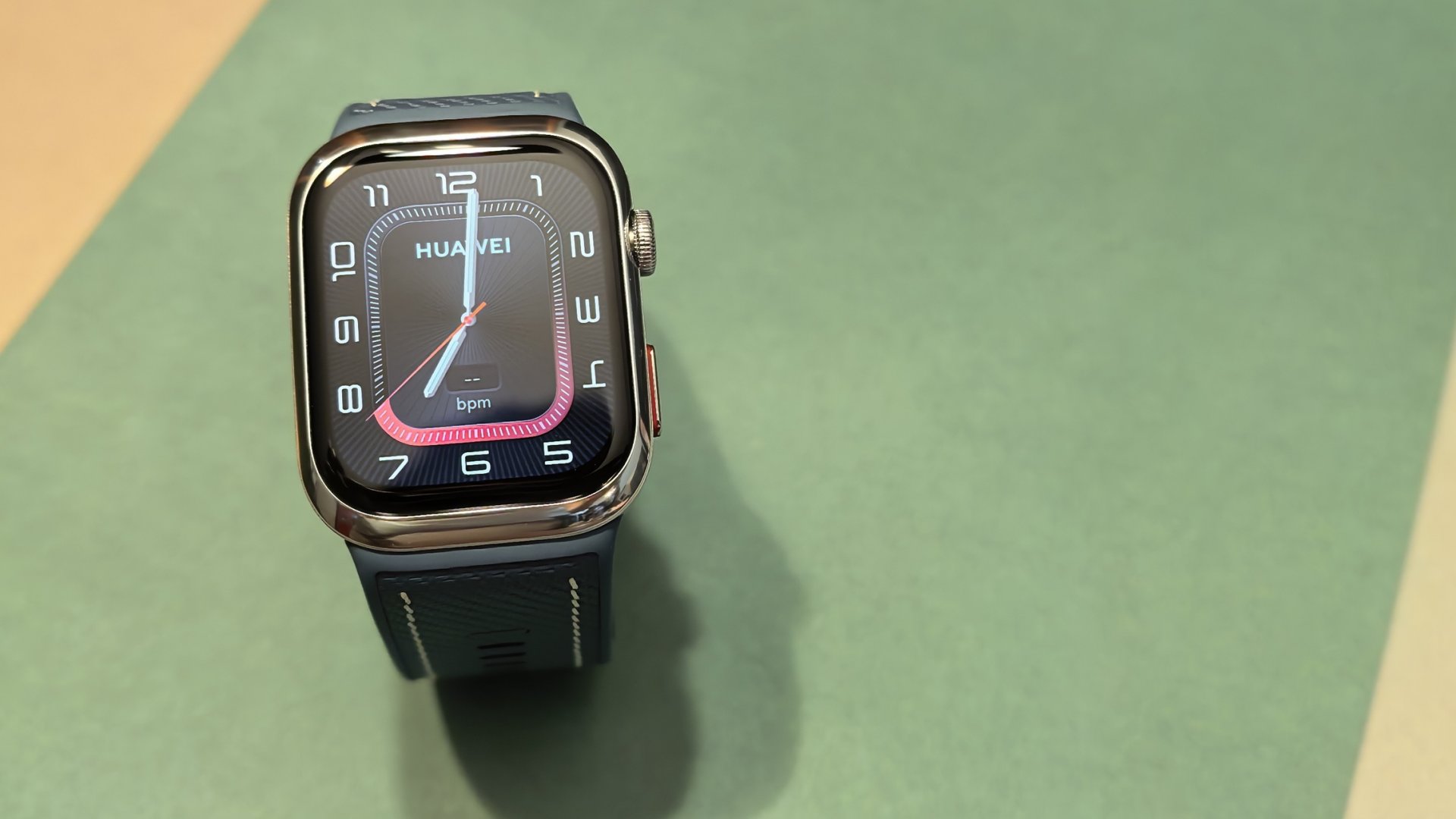 HUAWEI WATCH D2