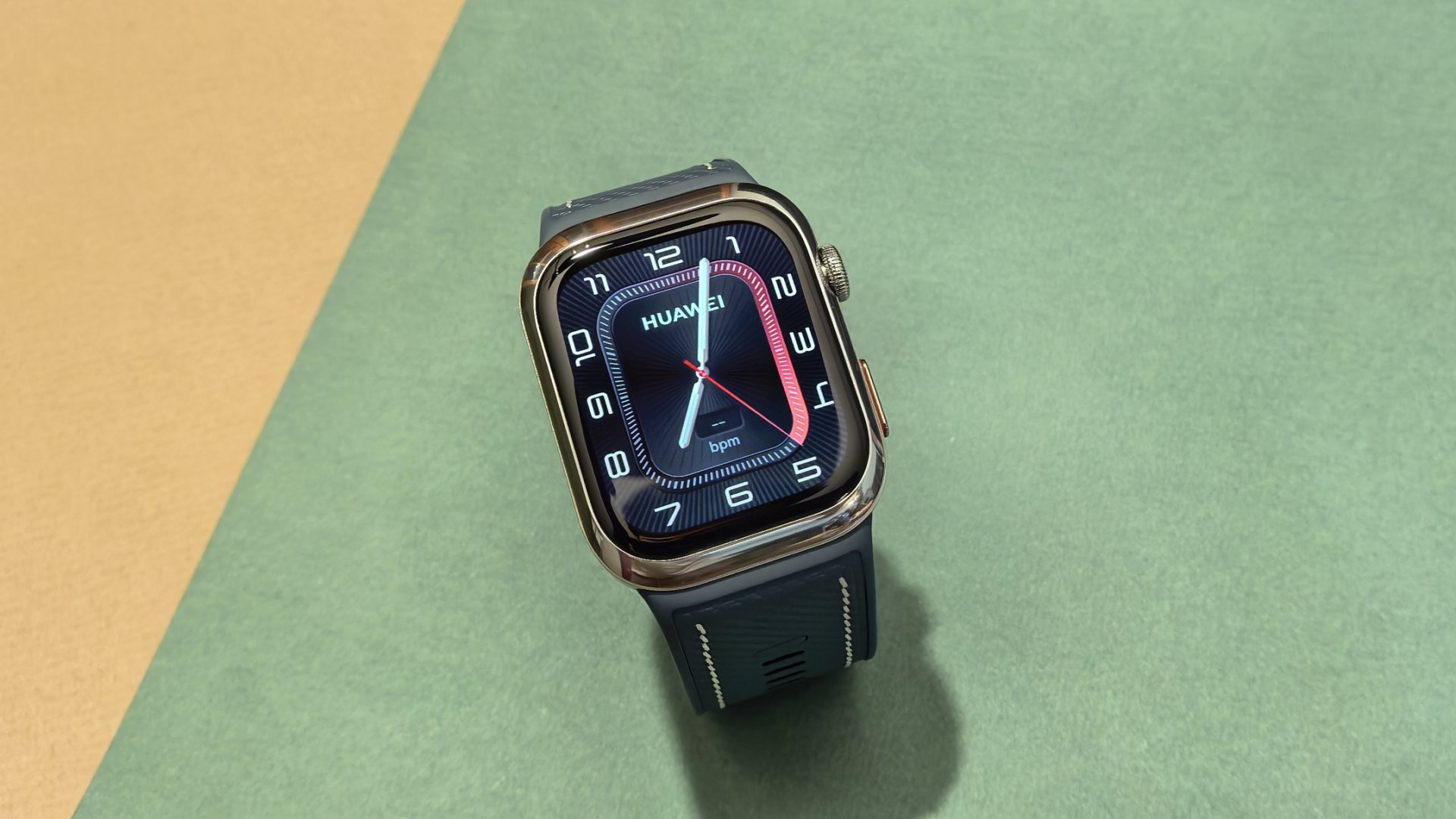 HUAWEI WATCH D2
