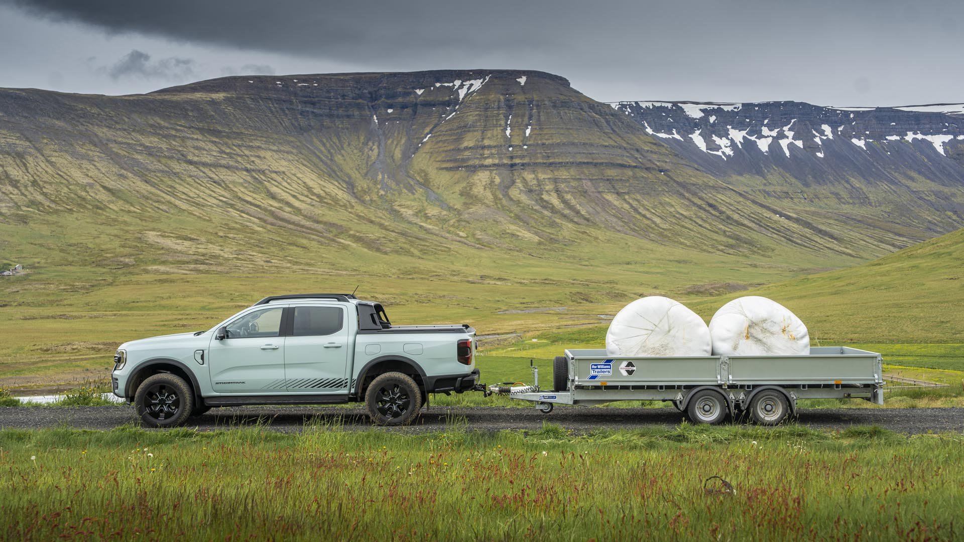 Ford Ranger PHEV Stormtrack