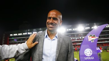 Наказаха легендата Верон за 6 месеца заради протеста срещу "шампионите" от Росарио