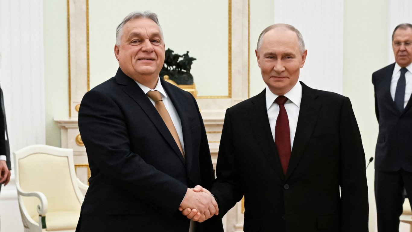 4-часова среща в Кремъл: Орбан обеща на Путин да купува руски газ и петрол (снимки)