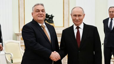 4-часова среща в Кремъл: Орбан обеща на Путин да купува руски газ и петрол (снимки)
