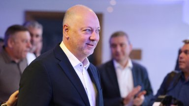 Желязков: Кабинетът функционира много добре като единен орган