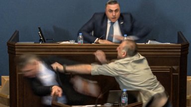 Арестуваха опозиционен грузински политик за опит за палеж на правителствена сграда (видео)