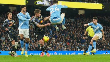 Груев изигра втория си пълен мач във Висшата лига при страхотна драма срещу Сити на Пеп