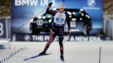 Триумф за Норвегия в мъжката щафета в биатлона, българите са 12-и