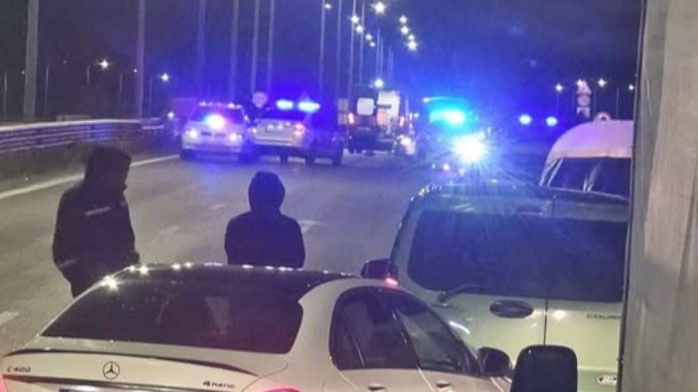 Полицай загина в опит да обезопаси катастрофа с убит пешеходец на Околовръстното на София