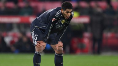 ТВ каналът на Реал оплю съдията, но медиите в Мадрид алармират: Няма футбол, няма душа!