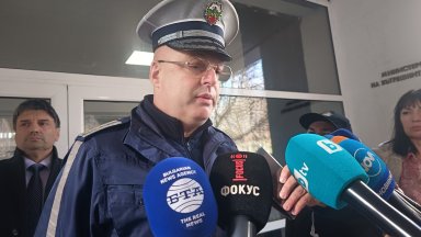 Патрулката на загиналия полицай на Северната тангента в София била с включени светлини