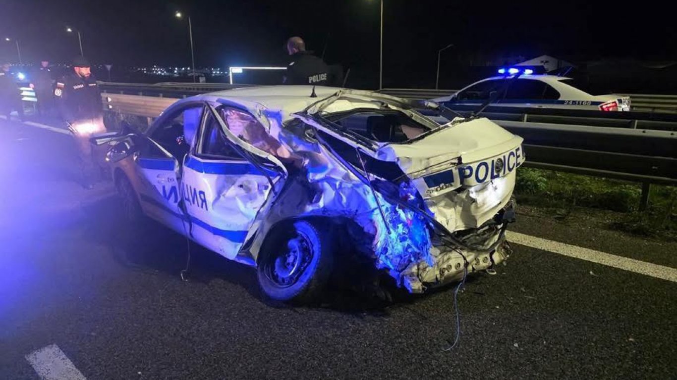 Шофьор блъсна полицейска патрулка и уби служител – вече е с обвинение и остава в ареста