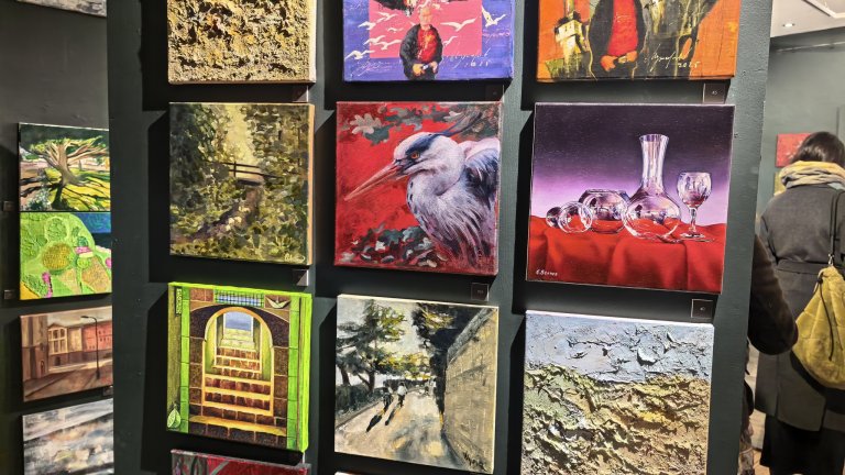 Изложбата "Формат 30/30" представя 120 художника в галерия "Астри" в София