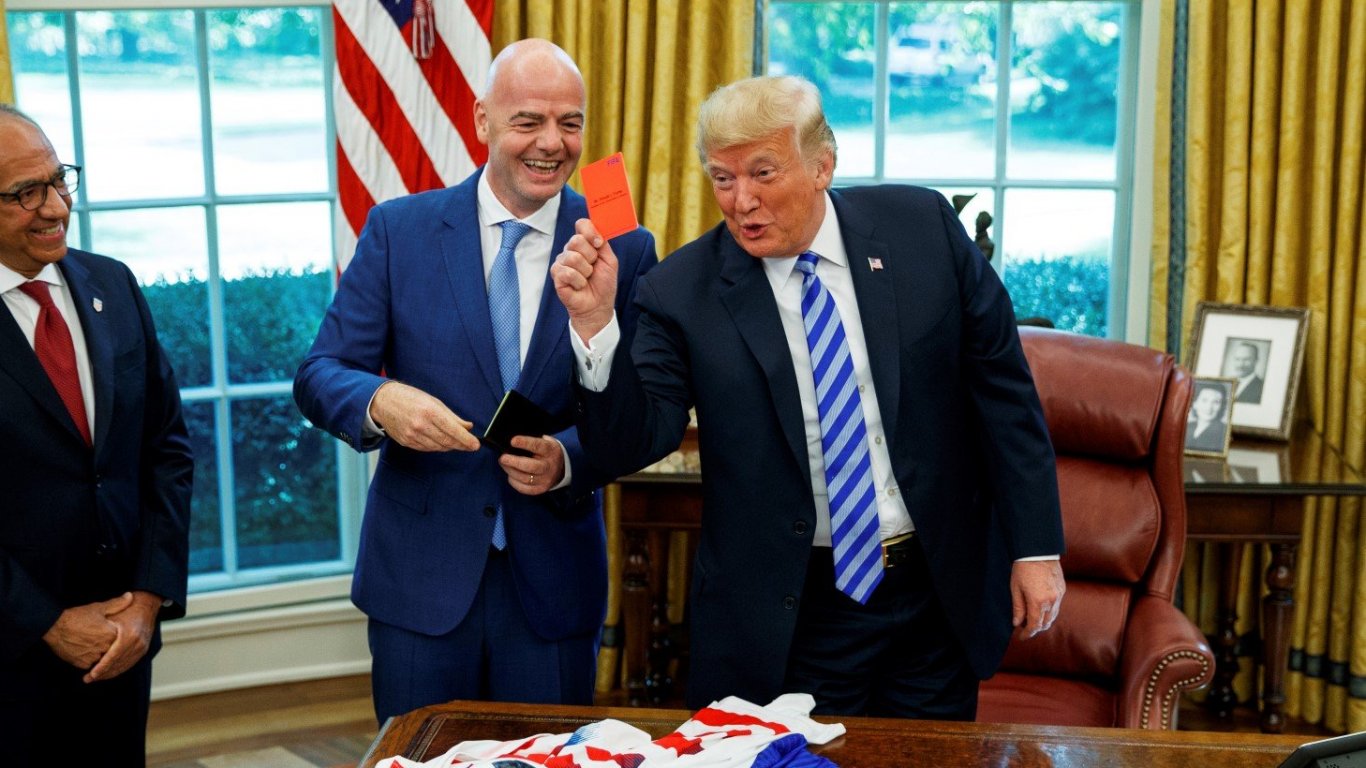 Тръмп разтърсва спорта: Футболът е наш, NFL да си смени името!