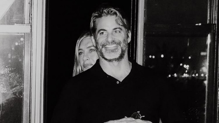 Връзката им е сериозна. Дженифър Анистън и гаджето й Джим Къртис ще прекарват празниците заедно